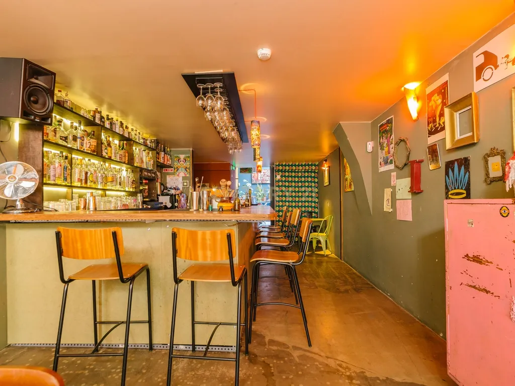 Bar com cozinha equipada - LISBOA - SÃO BENTO - Image 18