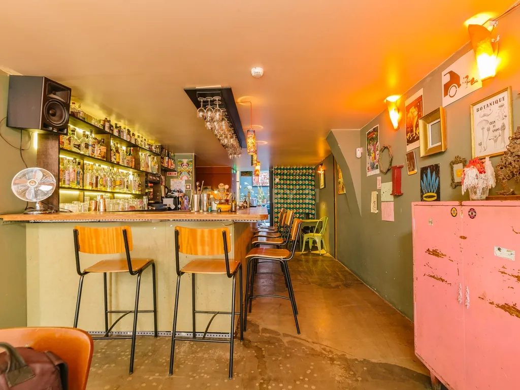 Bar com cozinha equipada - LISBOA - SÃO BENTO - Image 7