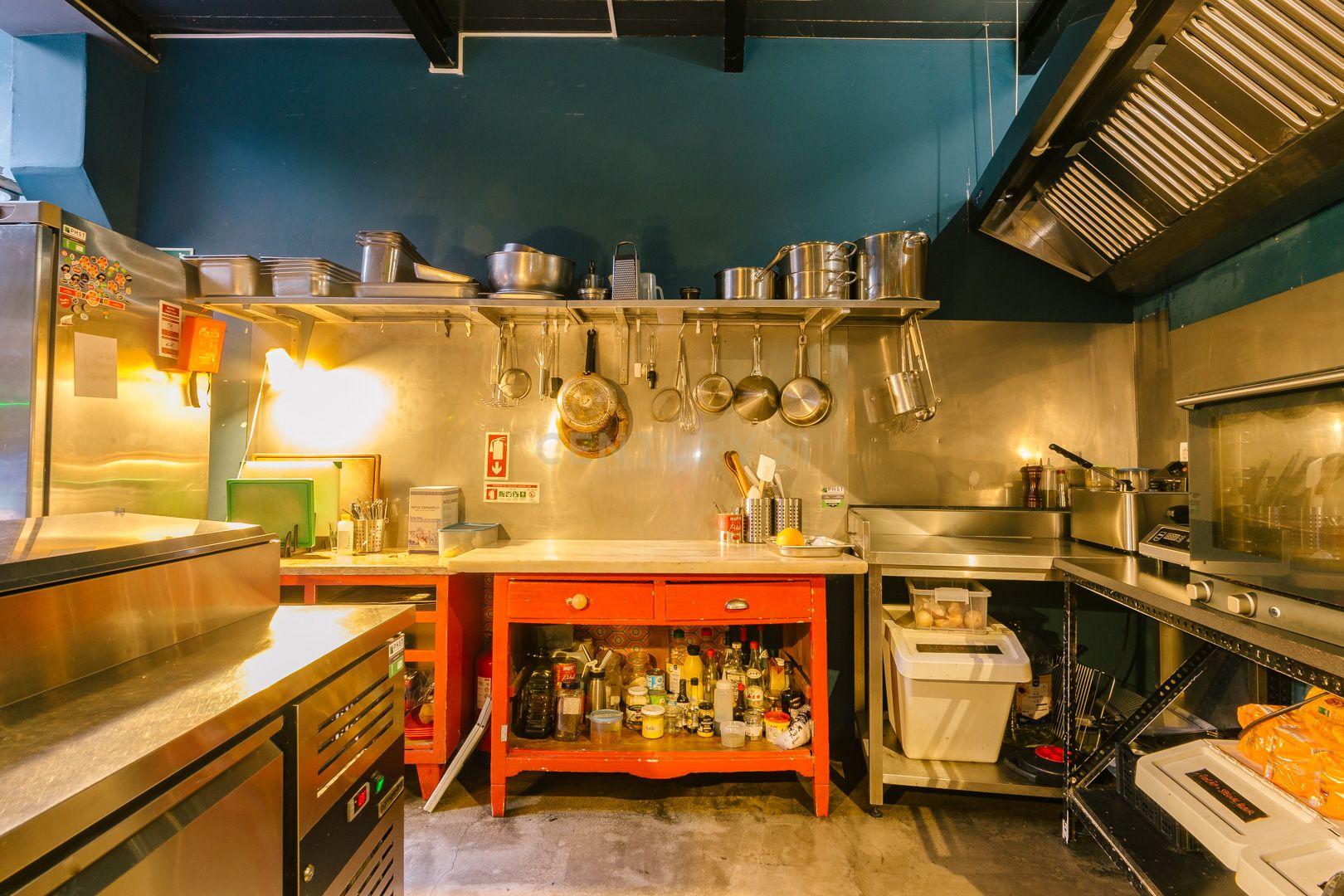 Bar de Cocktail com cozinha para Trespasse - Image 16