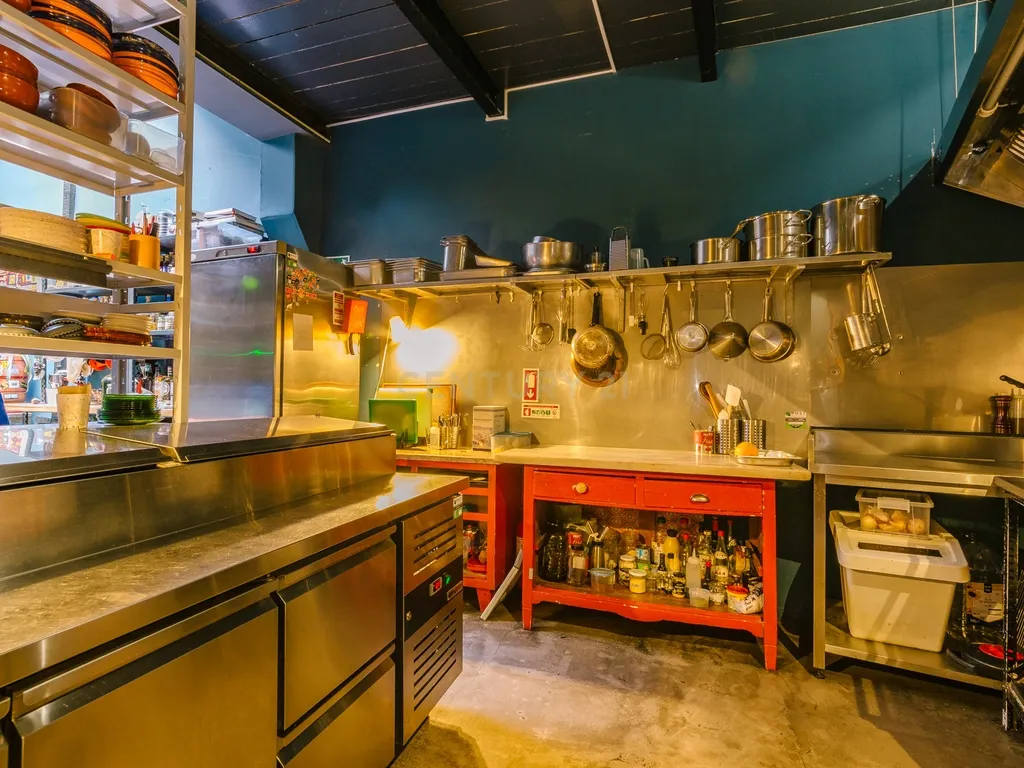 Bar com cozinha equipada - LISBOA - SÃO BENTO - Image 2