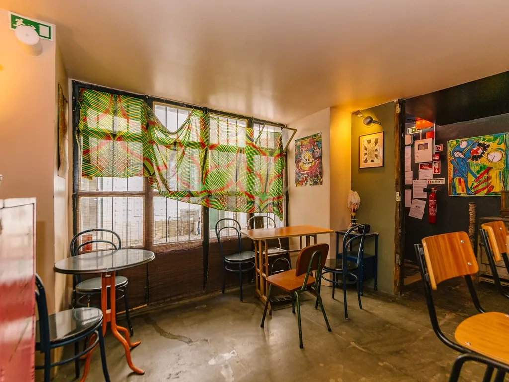 Bar com cozinha equipada - LISBOA - SÃO BENTO - Image 28