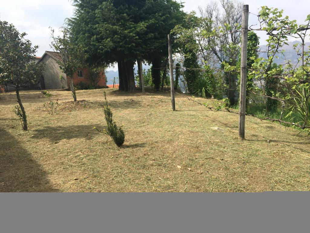 Terreno com 900m2 na zona Gerês  com vista rio - Image 11