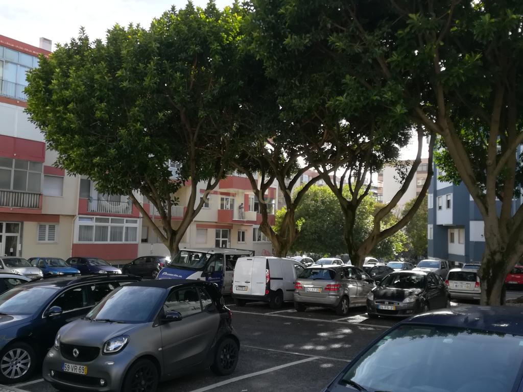 Apartamento T1 em Oeiras com Vista para a Cidade - Image 3
