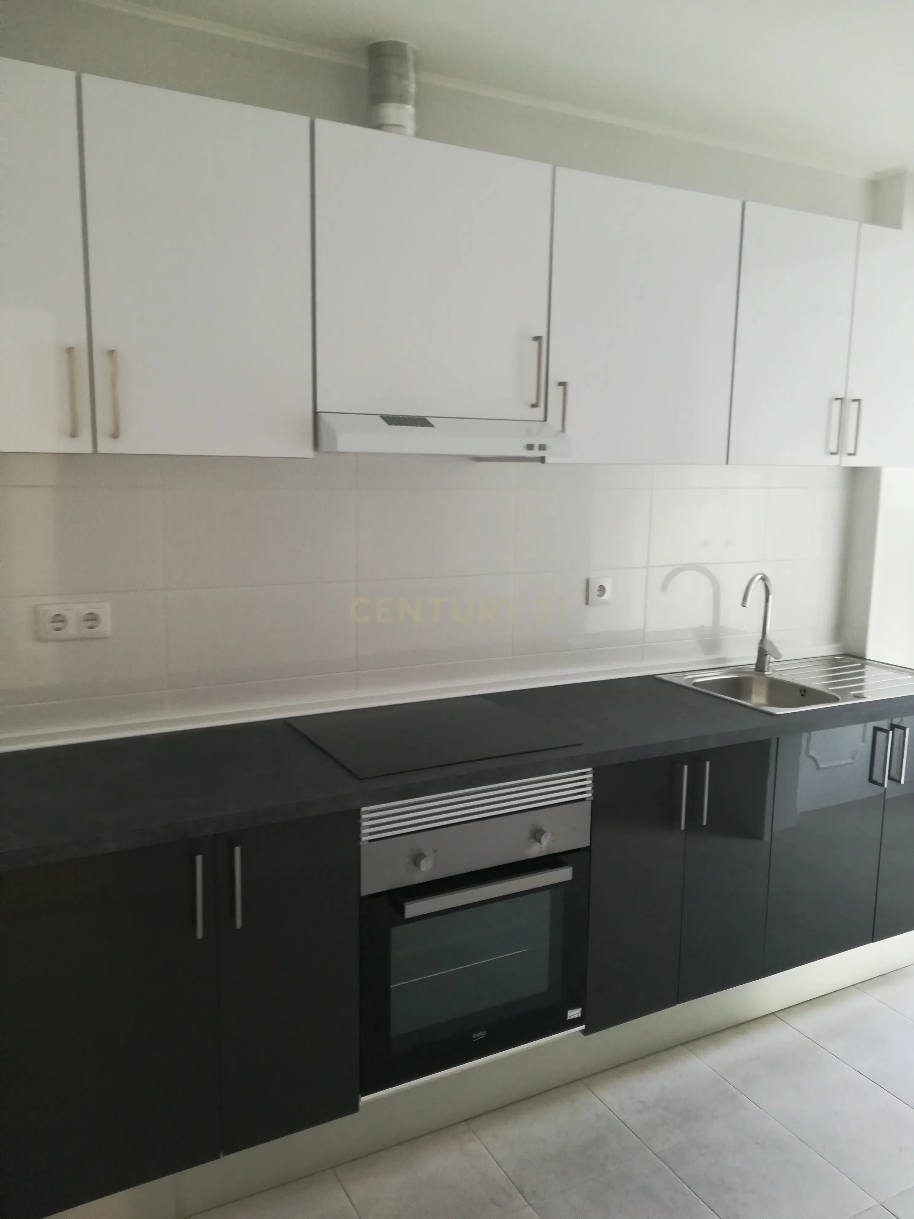 Fotografia 9 de Apartamento T1 em Oeiras com Vista para a Cidade