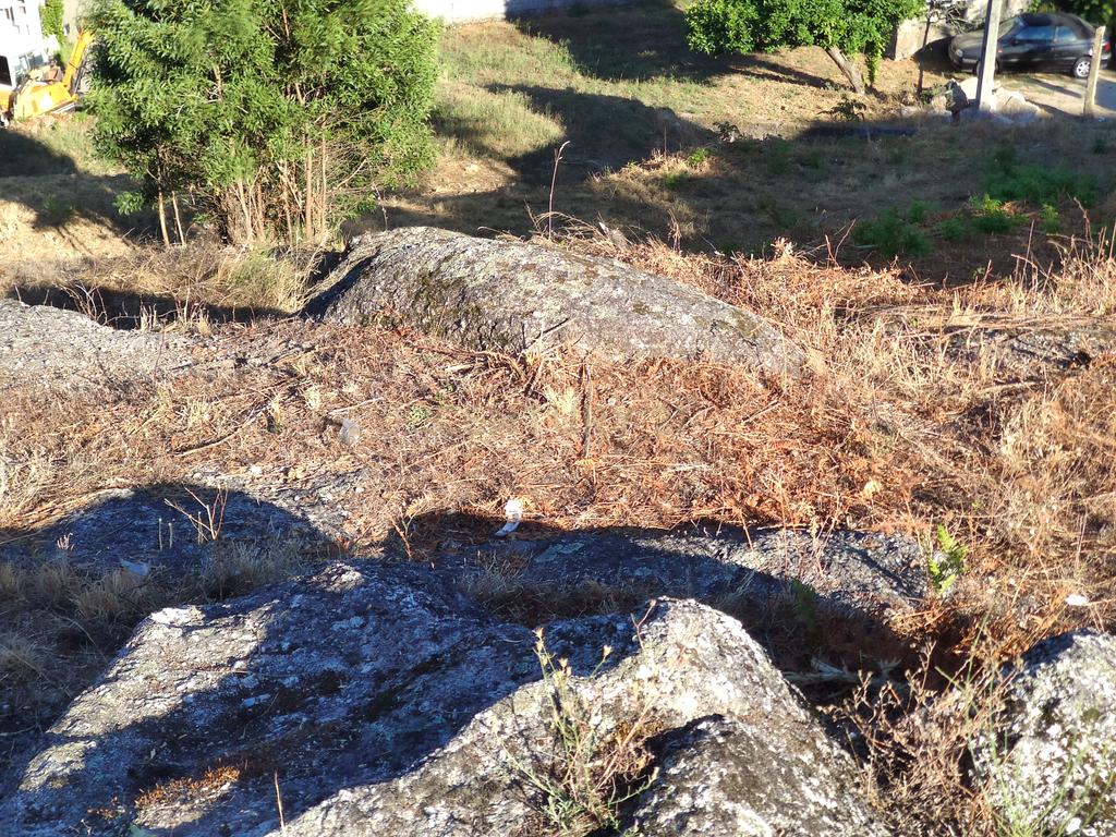 Quinta De Além com casa rústica em ruína para reabilitação total de 2 quartos no centro de Cete, Paredes - Image 37