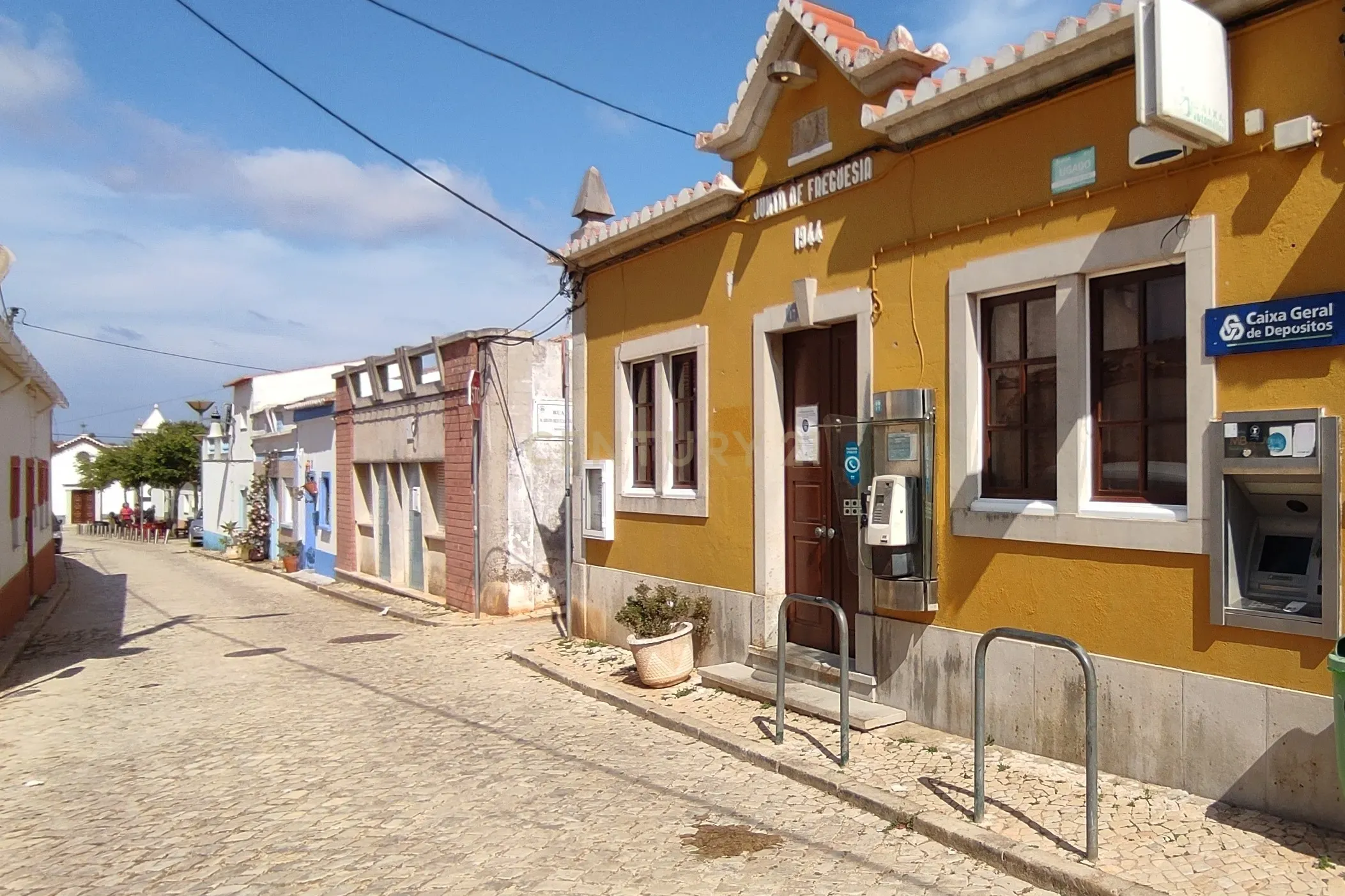 Ruína com Projeto de Moradia T1 em Barão de São João - Image 10