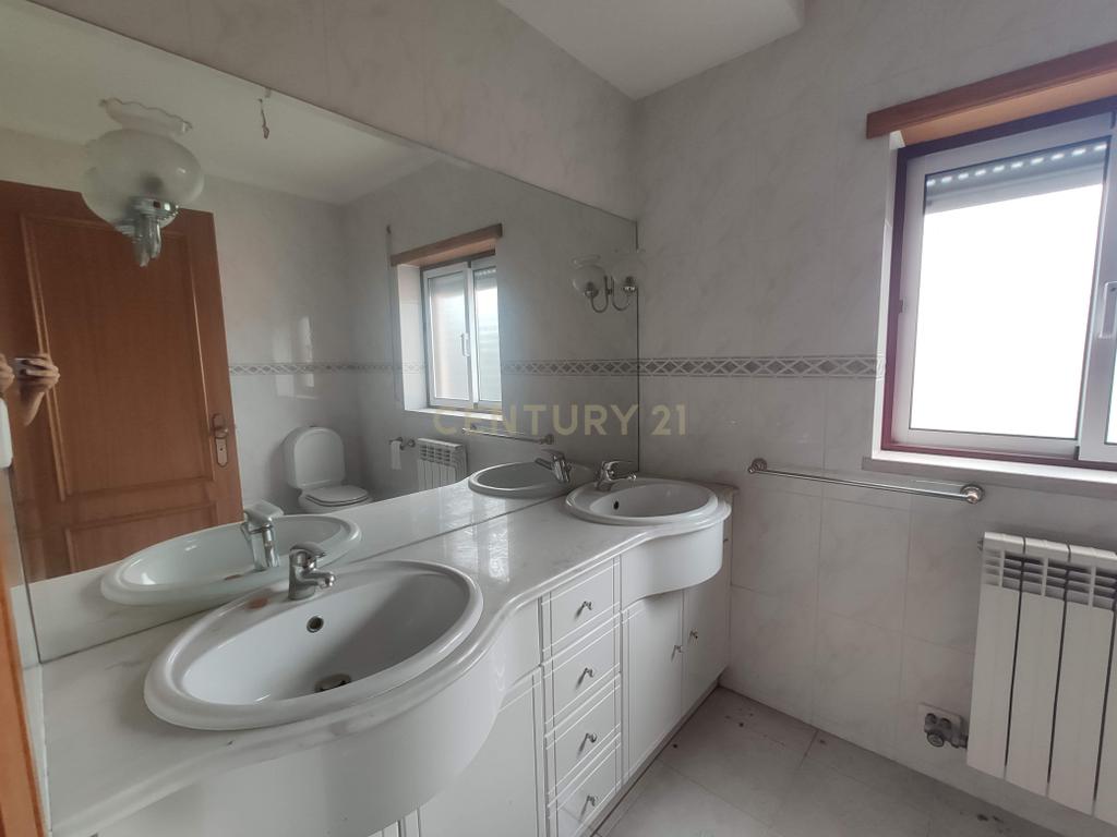 APARTAMENTO T3 - Image 12
