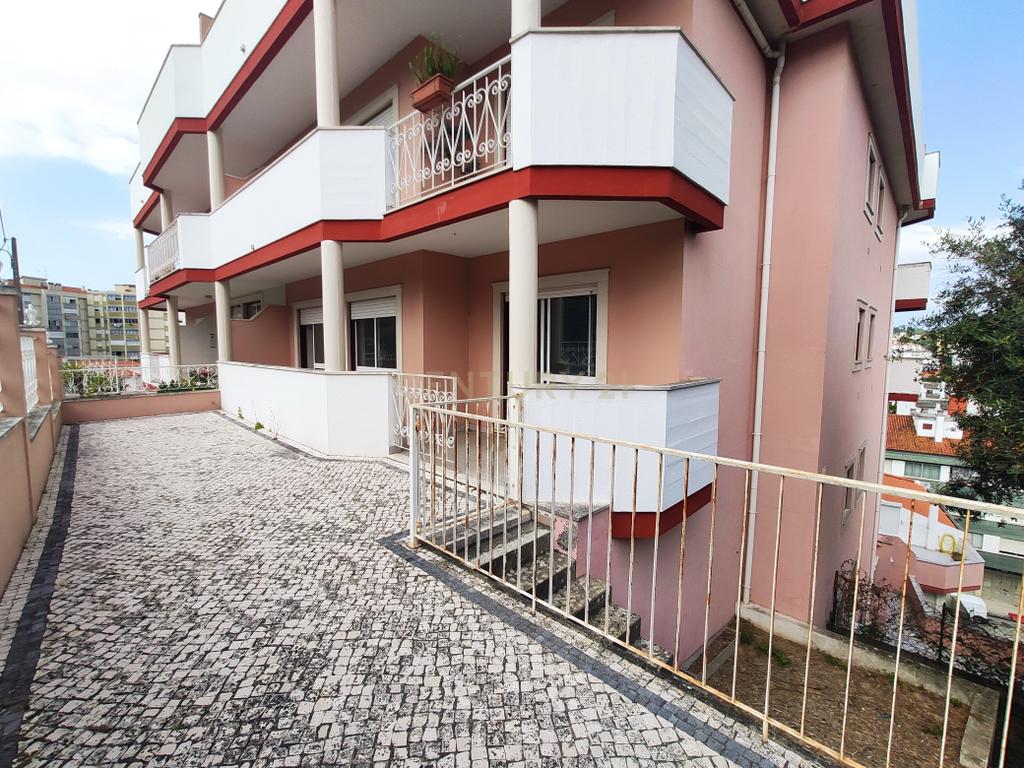 APARTAMENTO T3 - Image 1