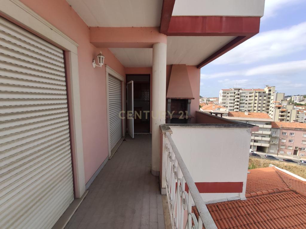 APARTAMENTO T3 - Image 8