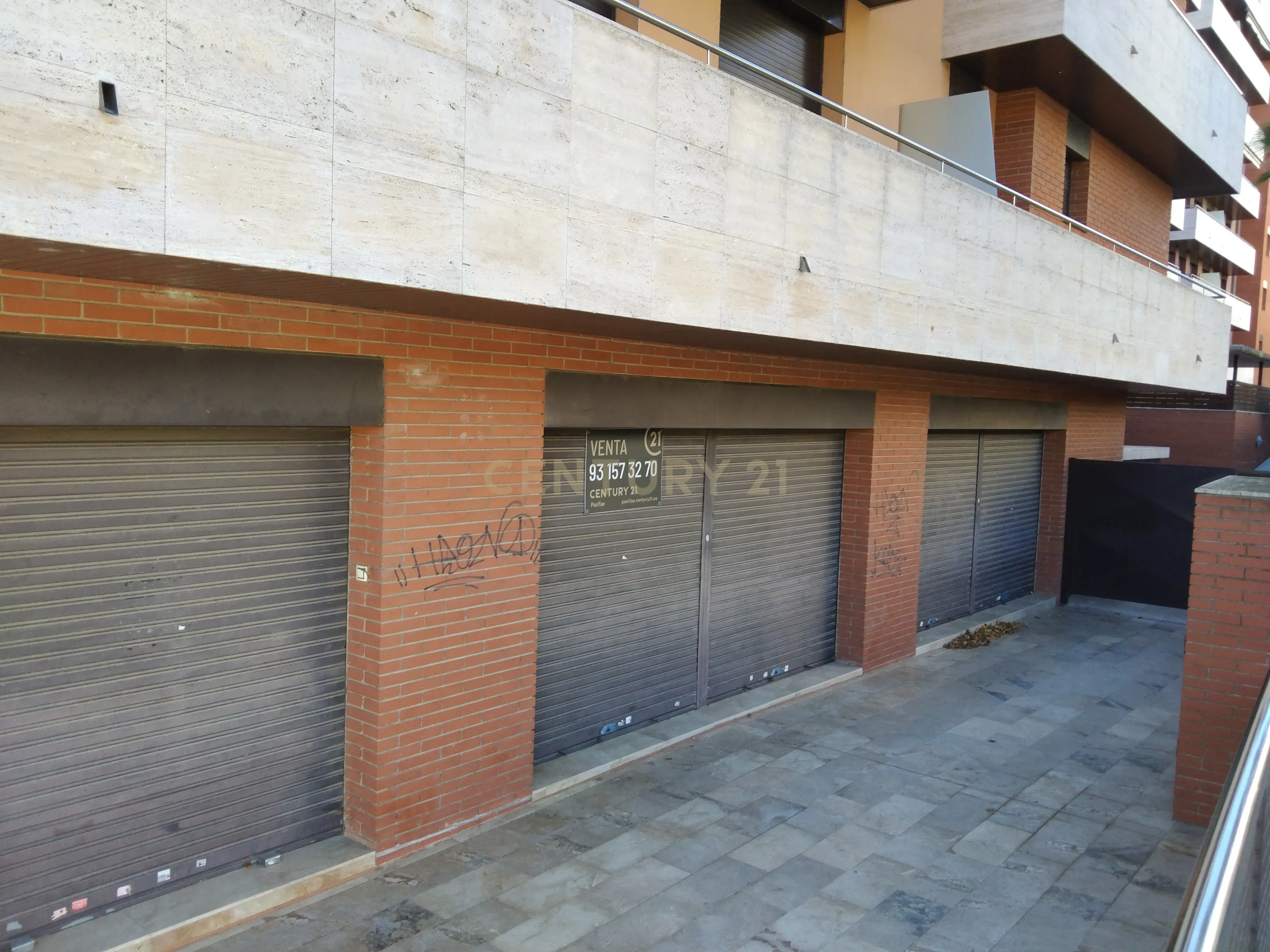 undefined - Image 3