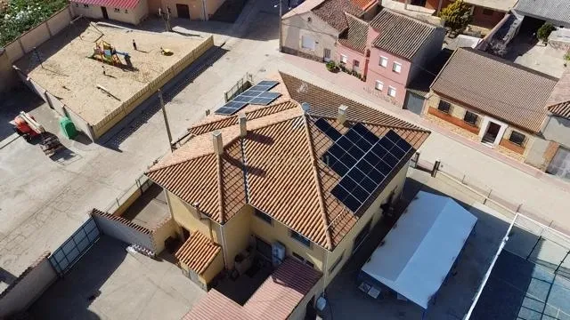 - Image 2