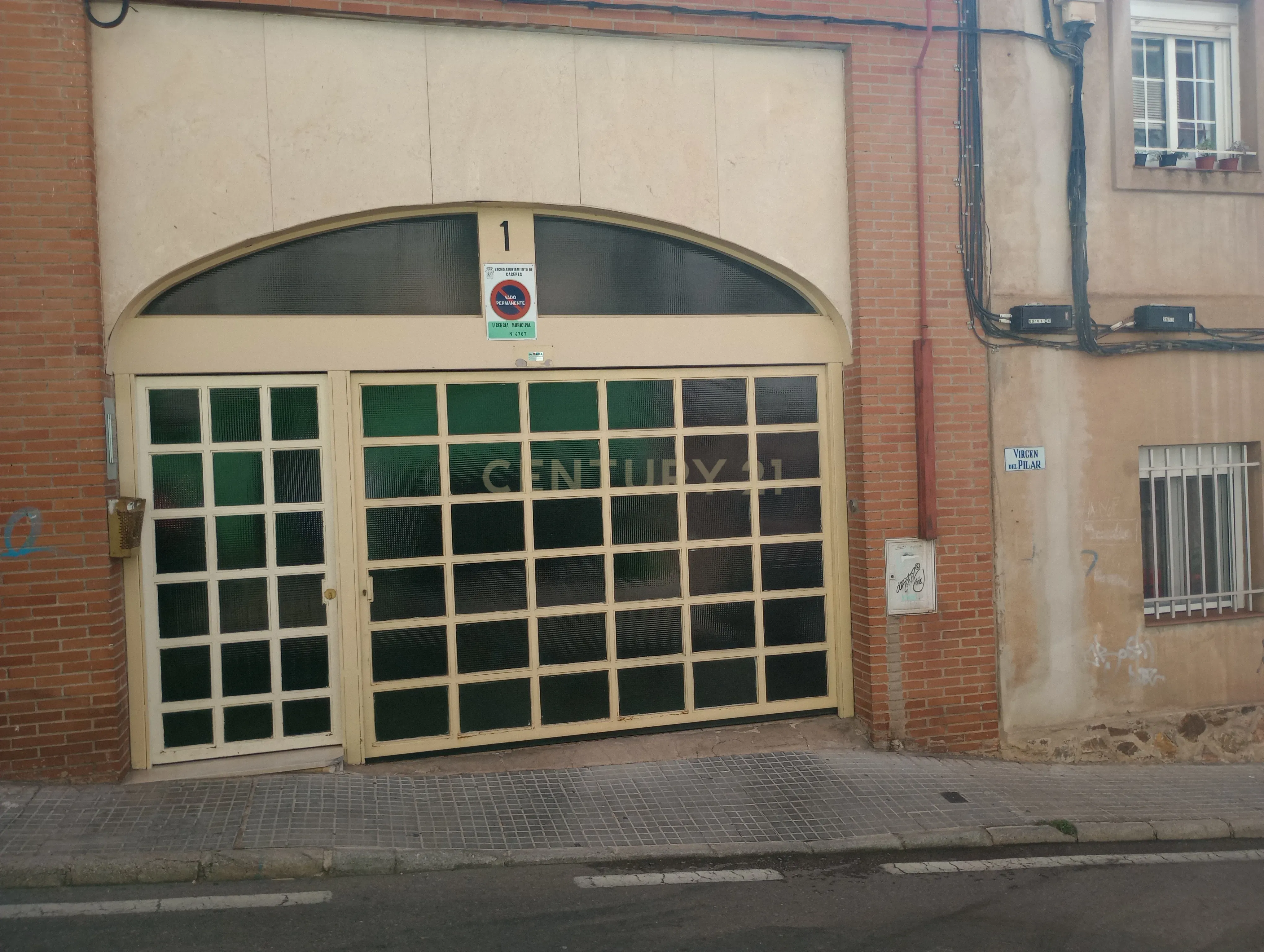 undefined - Image 1