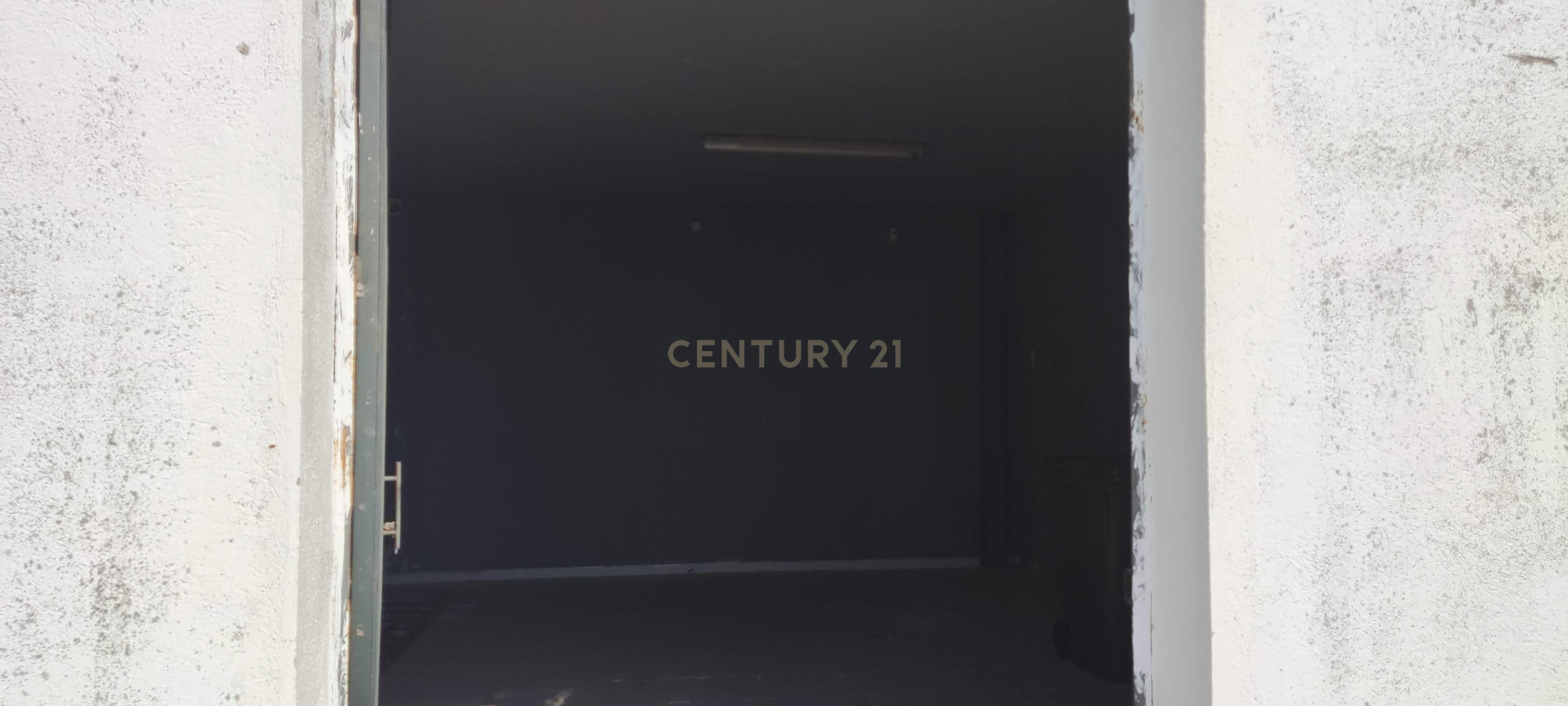 undefined - Image 4