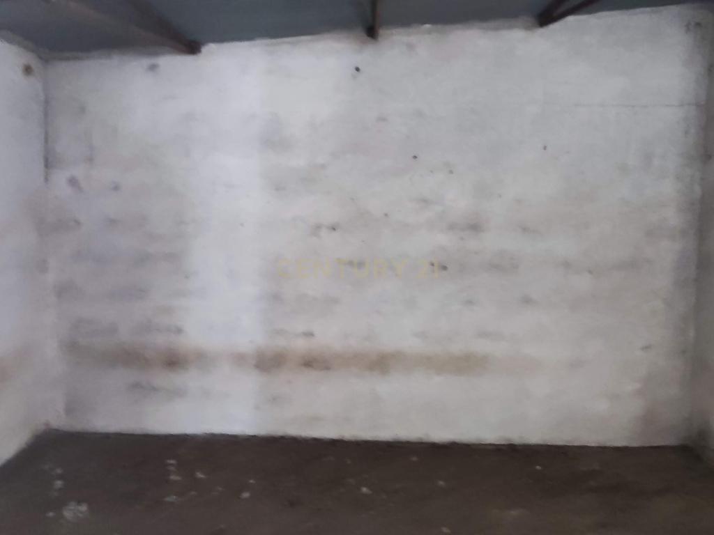 undefined - Image 39