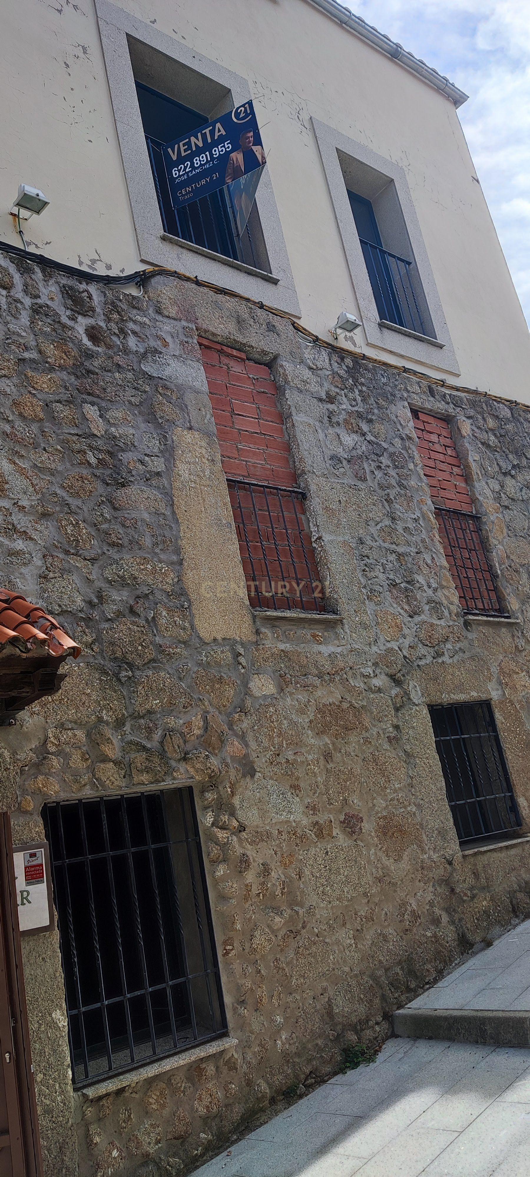 Casa Rústica com 10 Quartos e Elevador em Cáceres - Image 4