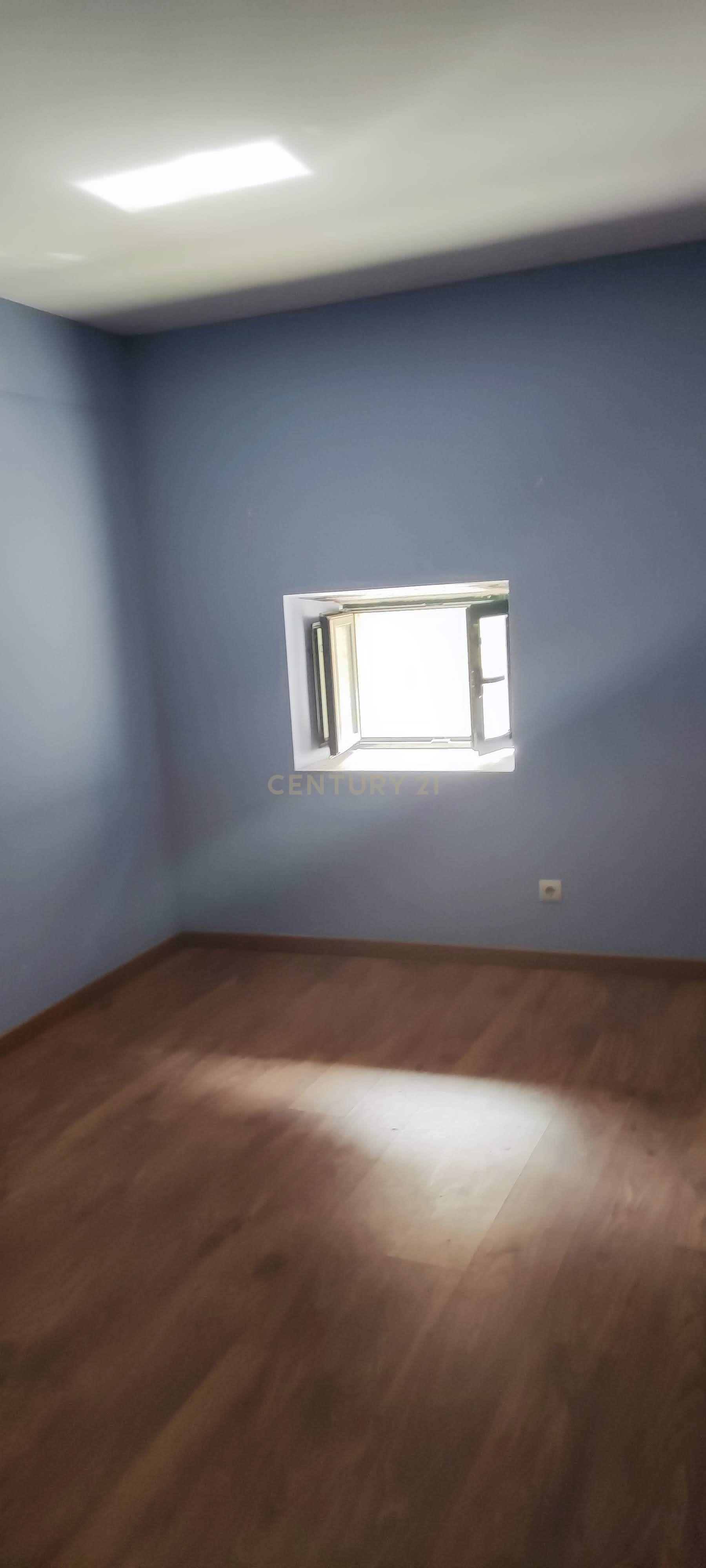Casa Rústica com 10 Quartos e Elevador em Cáceres - Image 29