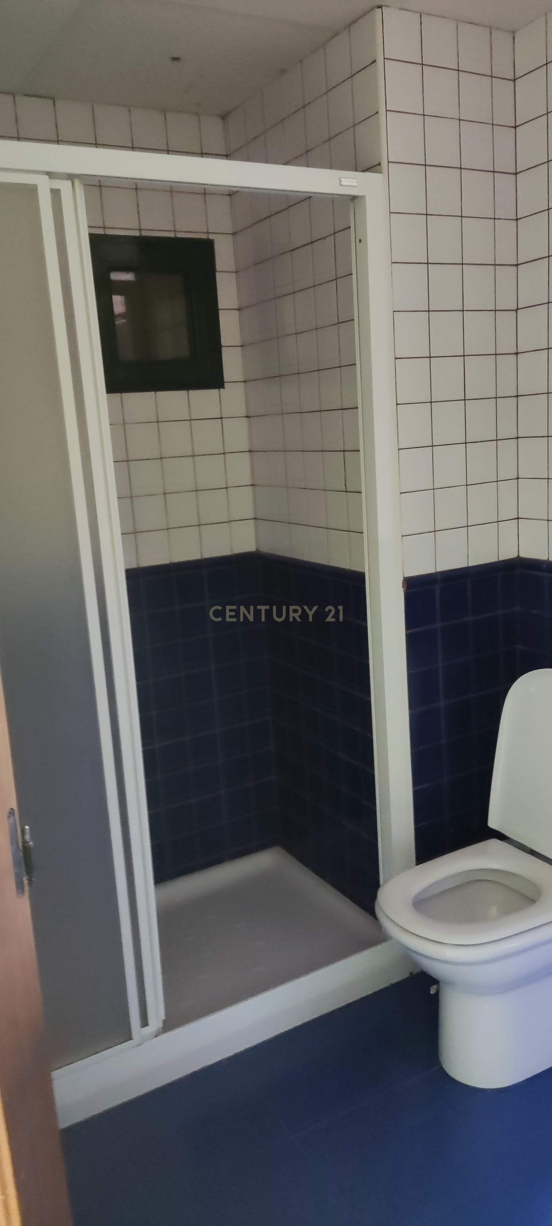 Casa Rústica com 10 Quartos e Elevador em Cáceres - Image 33