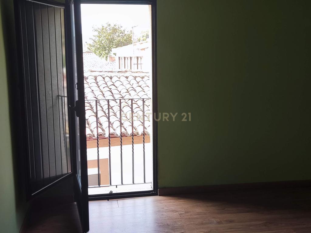 Casa Rústica com 10 Quartos e Elevador em Cáceres - Image 43