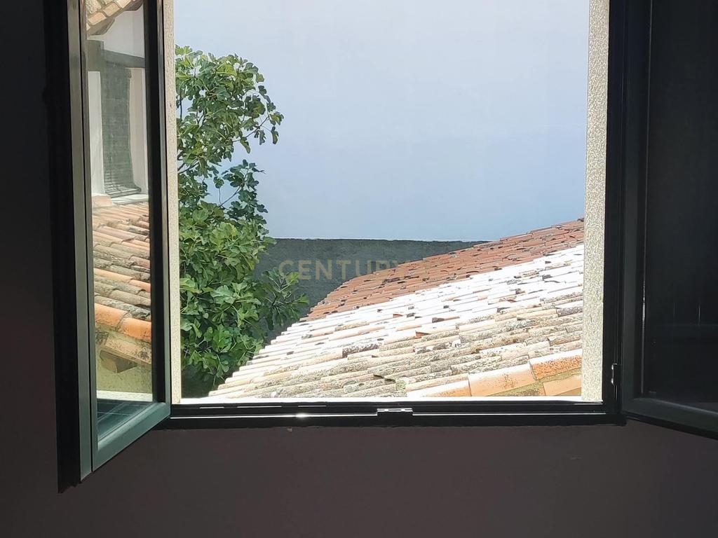 Casa Rústica com 10 Quartos e Elevador em Cáceres - Image 38