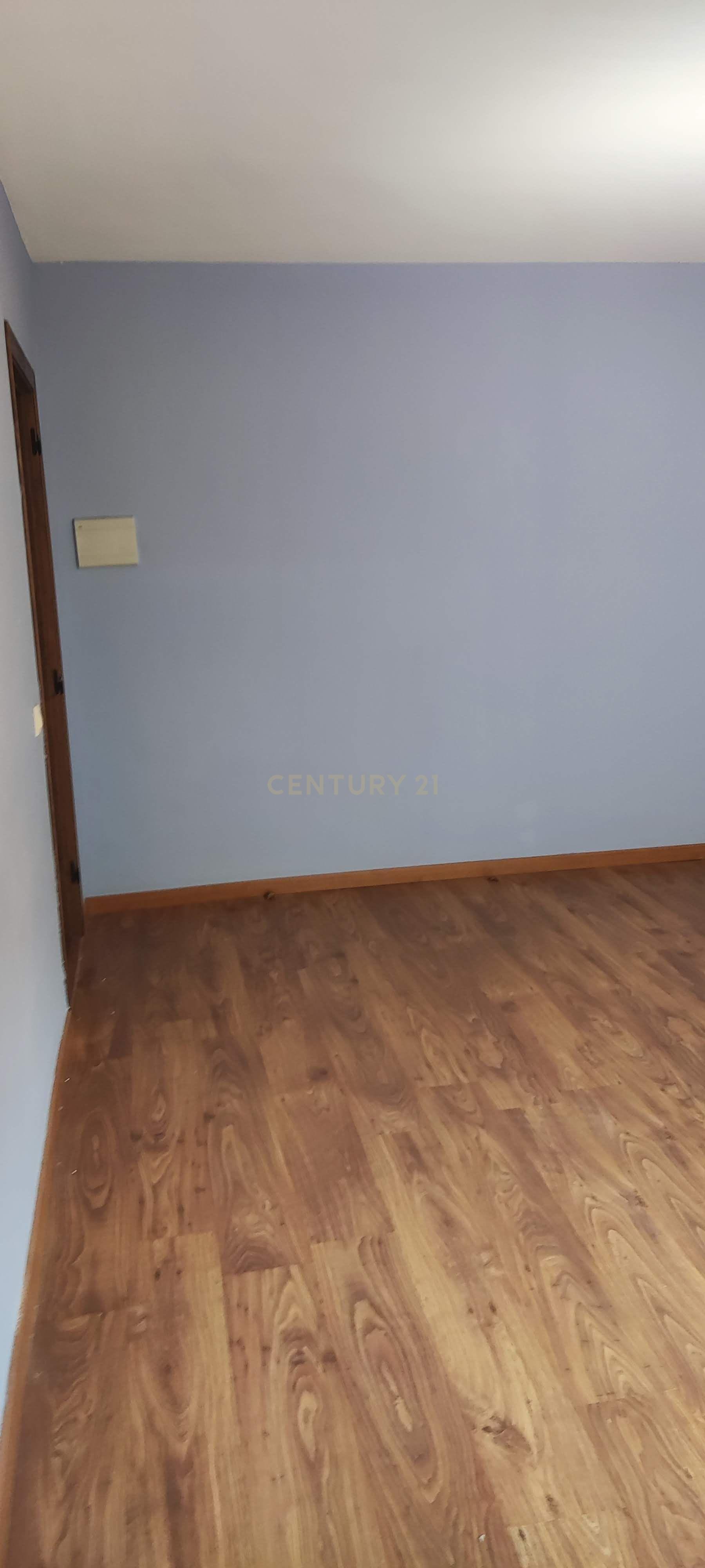 Casa Rústica com 10 Quartos e Elevador em Cáceres - Image 34