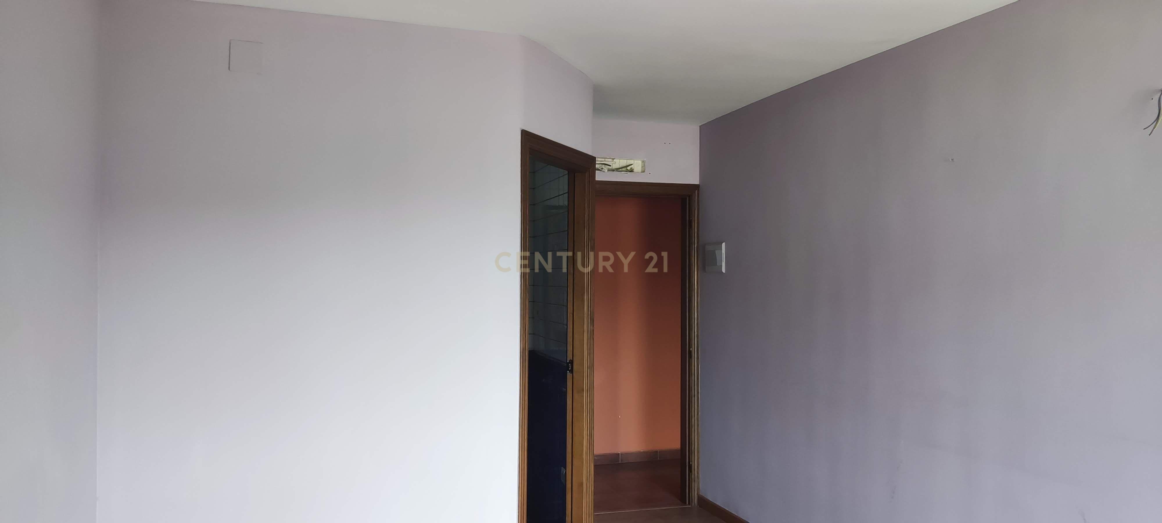 Casa Rústica com 10 Quartos e Elevador em Cáceres - Image 36