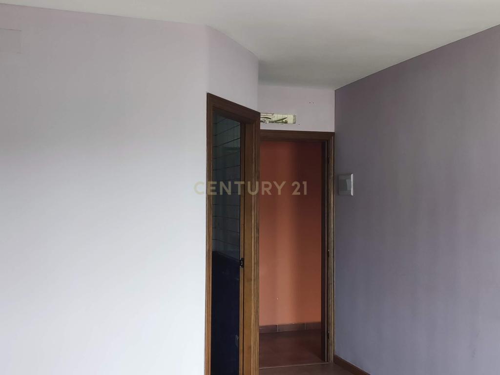 Casa Rústica com 10 Quartos e Elevador em Cáceres - Image 36