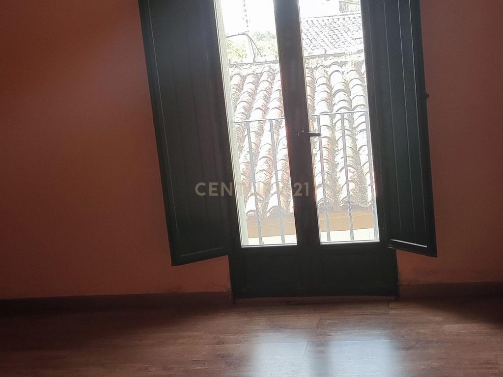 Casa Rústica com 10 Quartos e Elevador em Cáceres - Image 55