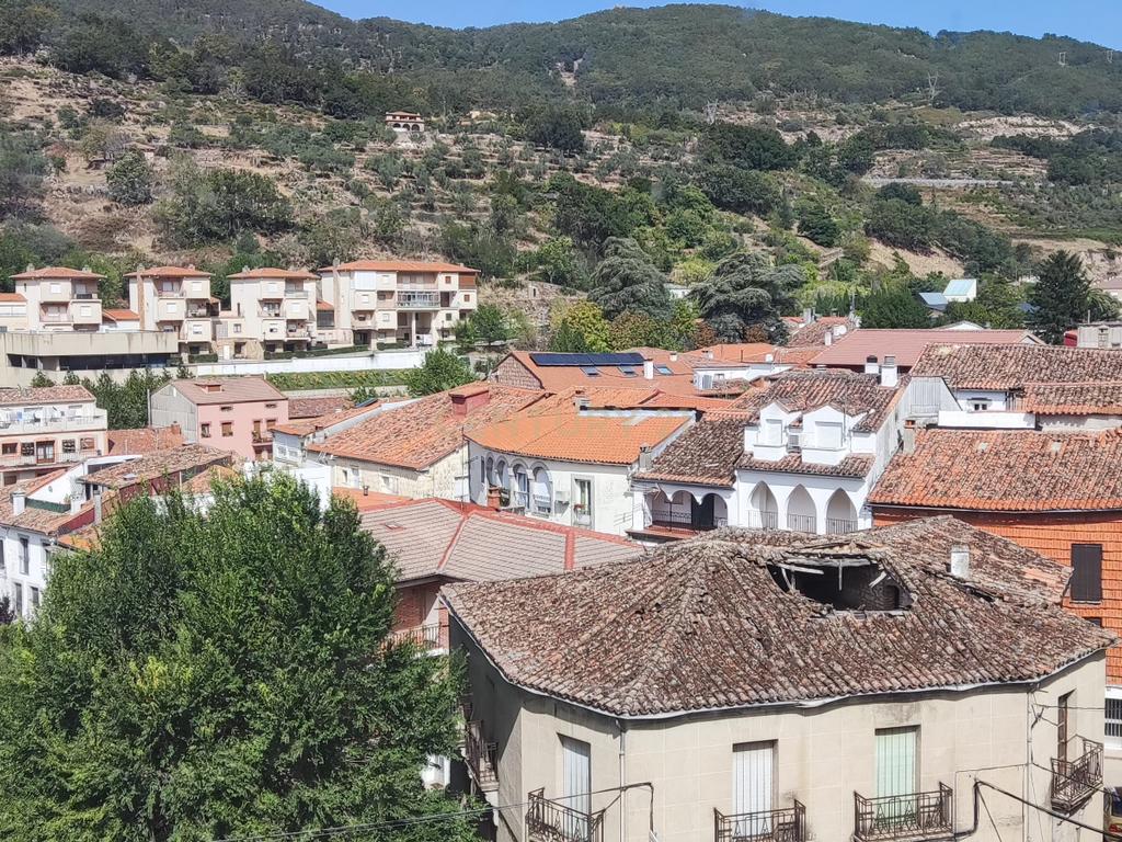 Casa Rústica com 10 Quartos e Elevador em Cáceres - Image 64