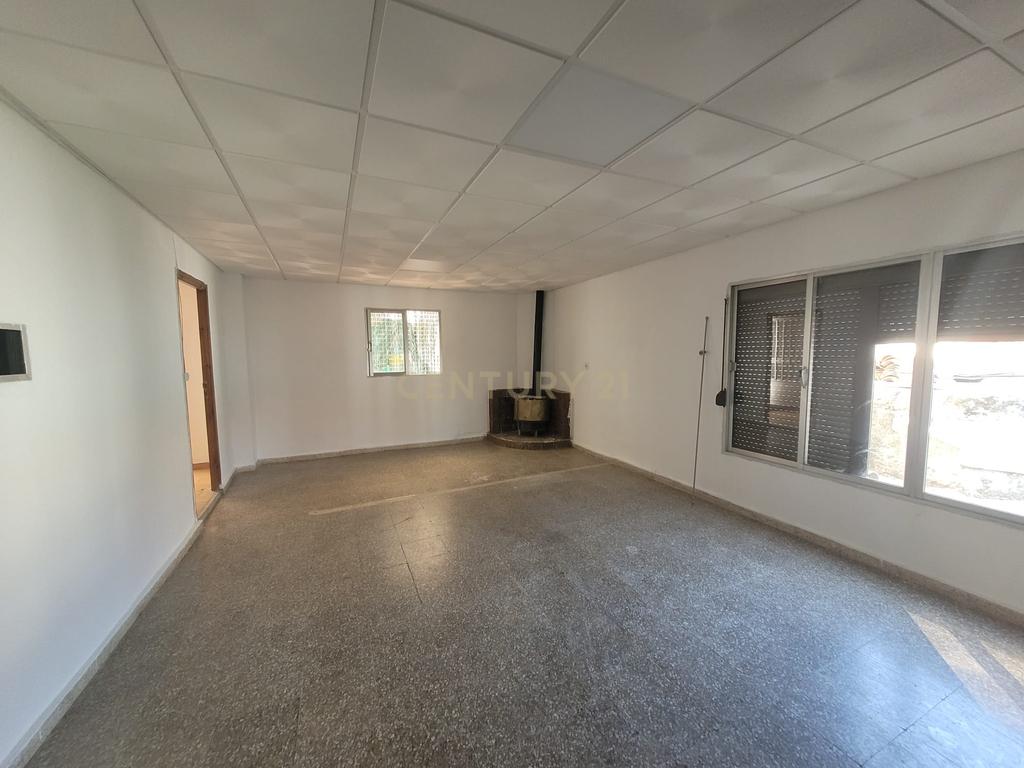 undefined - Image 4