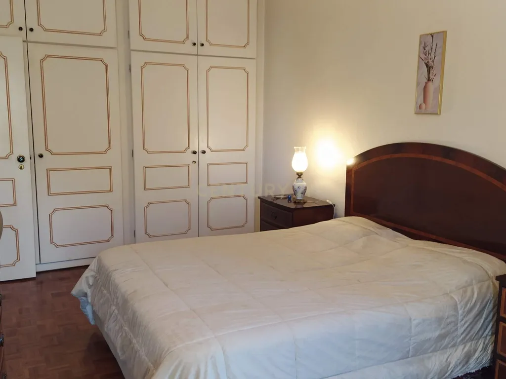 Apartamento T5 Mobilado c/ Garagem dupla fechada - Figueira da Foz - Image 27