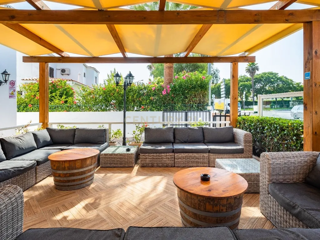 Habitação com Restaurante e Terreno a 500m da praia - Albufeira - Image 17