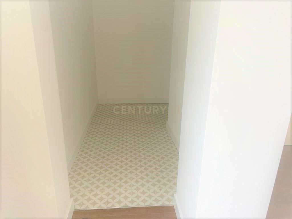 Apartamento T5 Totalmente Renovado no Bairro do Liceu - Image 28