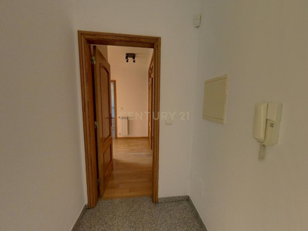 Arrendamento de Moradia T4 com piscina em Torres Vedras - Image 27