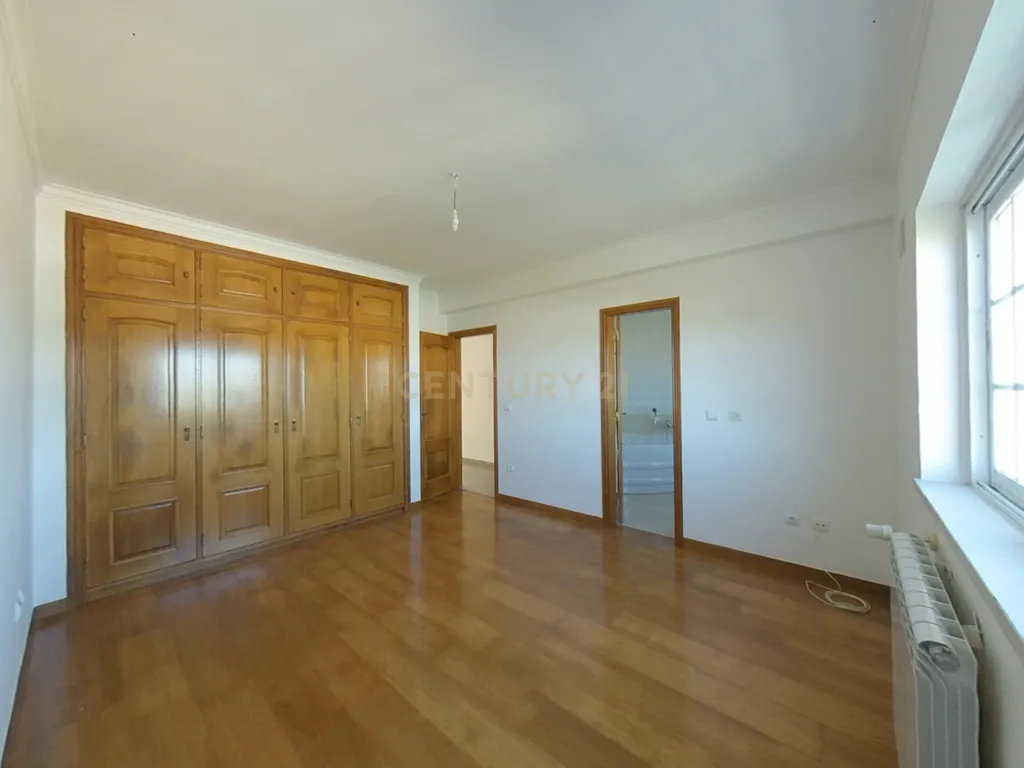 Arrendamento de Moradia T4 com piscina em Torres Vedras - Image 20