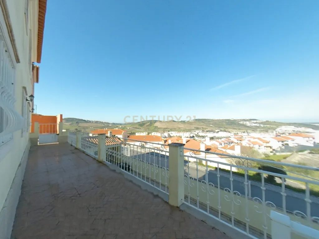 Arrendamento de Moradia T4 com piscina em Torres Vedras - Image 36