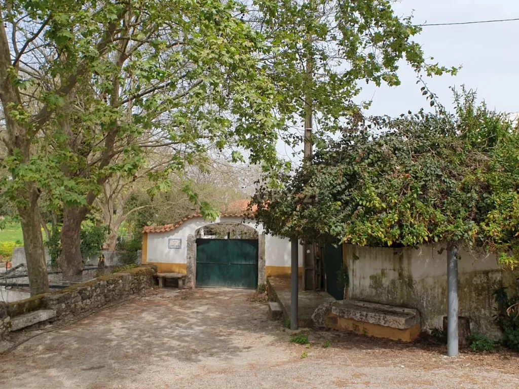Quinta Centenária à venda em Caxias - Image 1