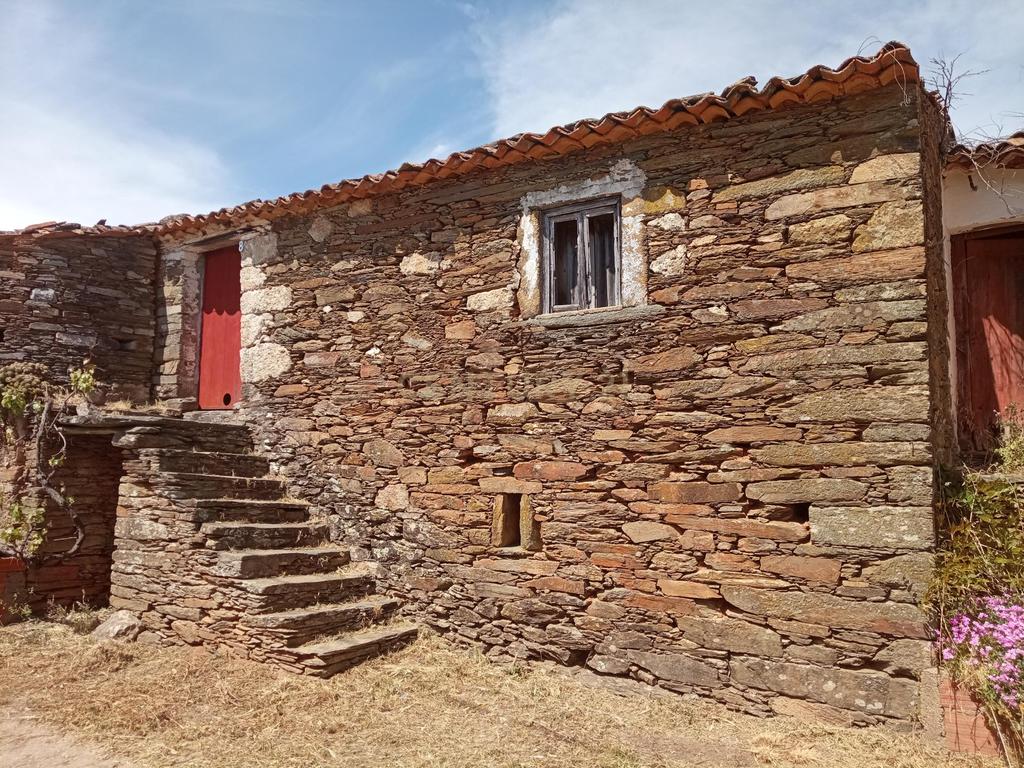 Casa em Xisto em Joaninho, Santo André das Tojeiras - Image 2