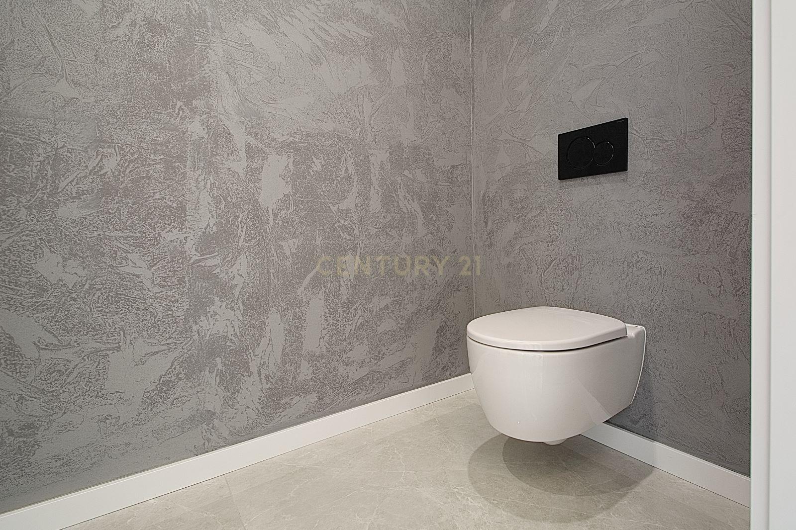 Viva o Luxo: Moradia Térrea de 5 Quartos com Piscina de Água Salgada e Acabamentos de Excelência na Verdizela - Image 18