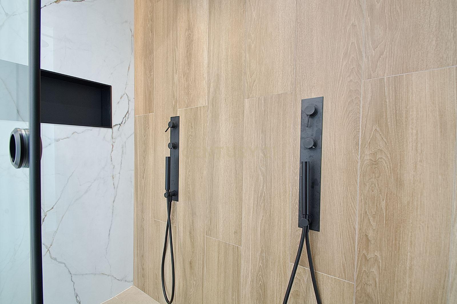 Viva o Luxo: Moradia Térrea de 5 Quartos com Piscina de Água Salgada e Acabamentos de Excelência na Verdizela - Image 25