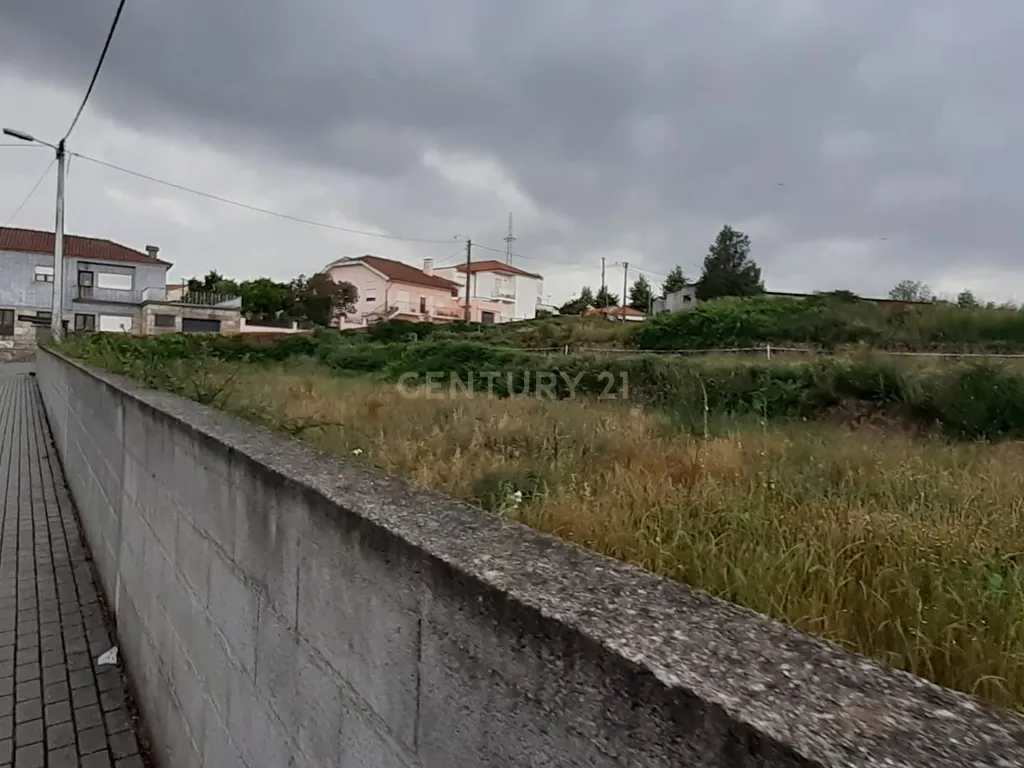 Terreno para construção industrial em zona central de Arcozelo - Image 6