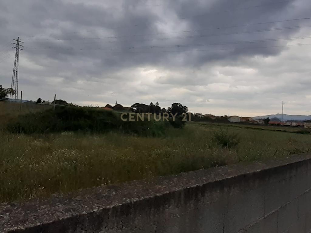 Terreno para construção industrial em zona central de Arcozelo - Image 4