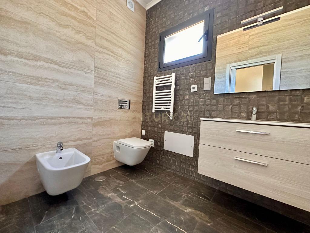 NOVO! Apartamento T4 em Portimão, Algarve - Image 30