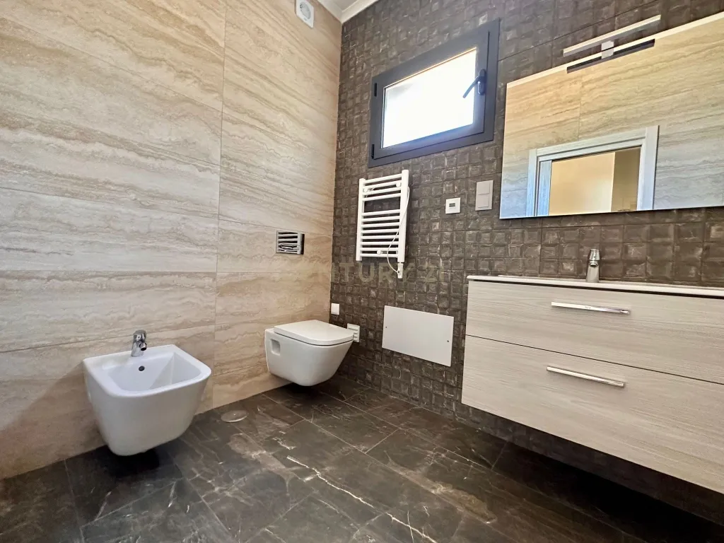 NOVO! Apartamento T4 em Portimão, Algarve - Image 30