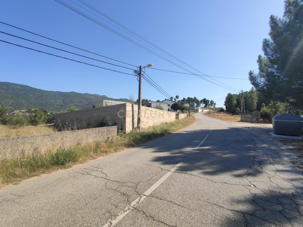 Terreno para construção a 4kms do centro da cidade de Chaves - Image 5