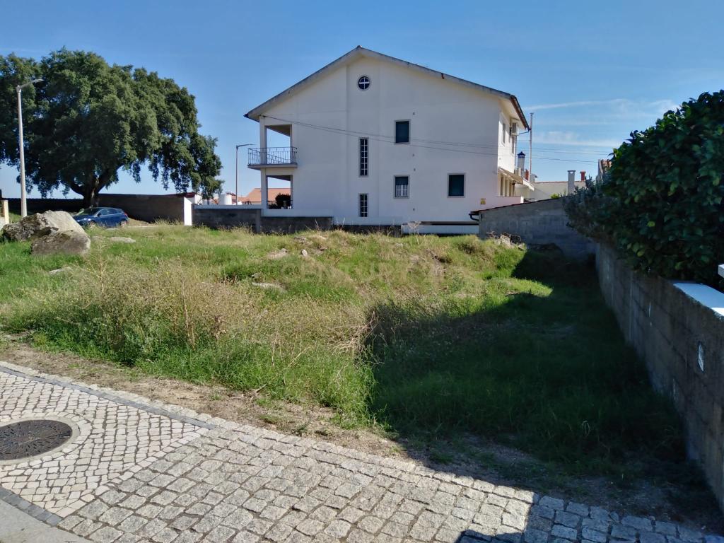 Excelente Terreno urbano na vila de Alcains, Castelo Branco - Image 7