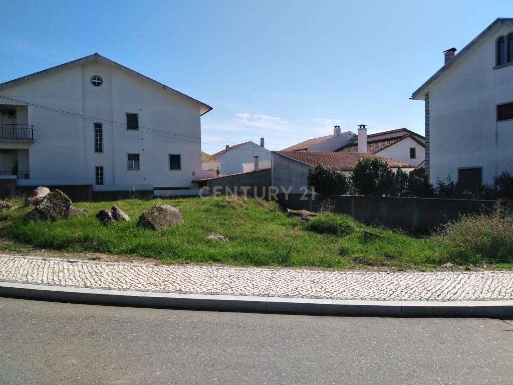 Excelente Terreno urbano na vila de Alcains, Castelo Branco - Image 5