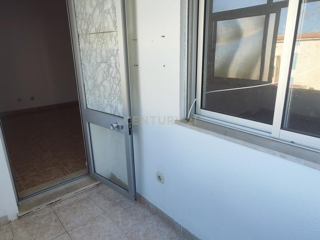 Apartamento T3 em Vila Real de Santo António - Image 12