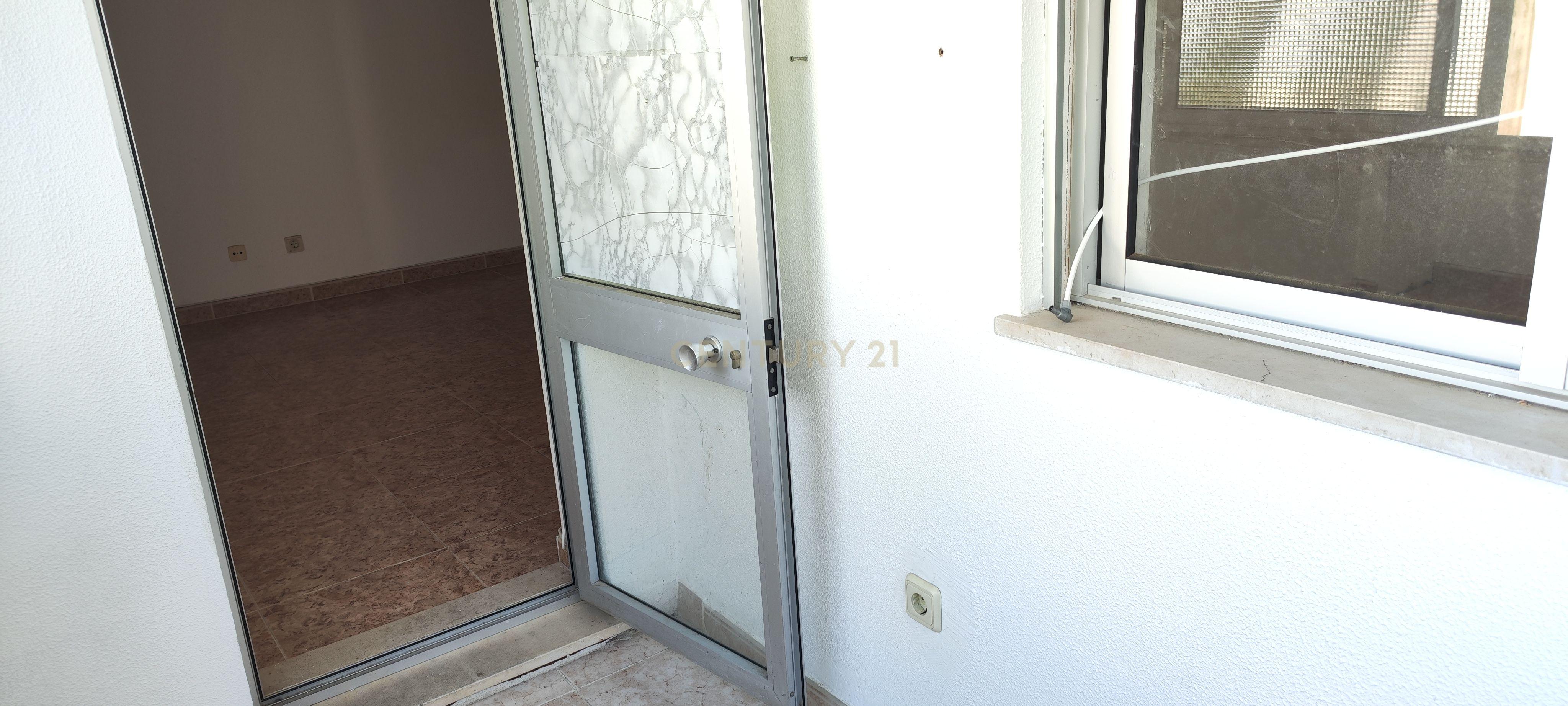 Apartamento T3 em Vila Real de Santo António - Image 7
