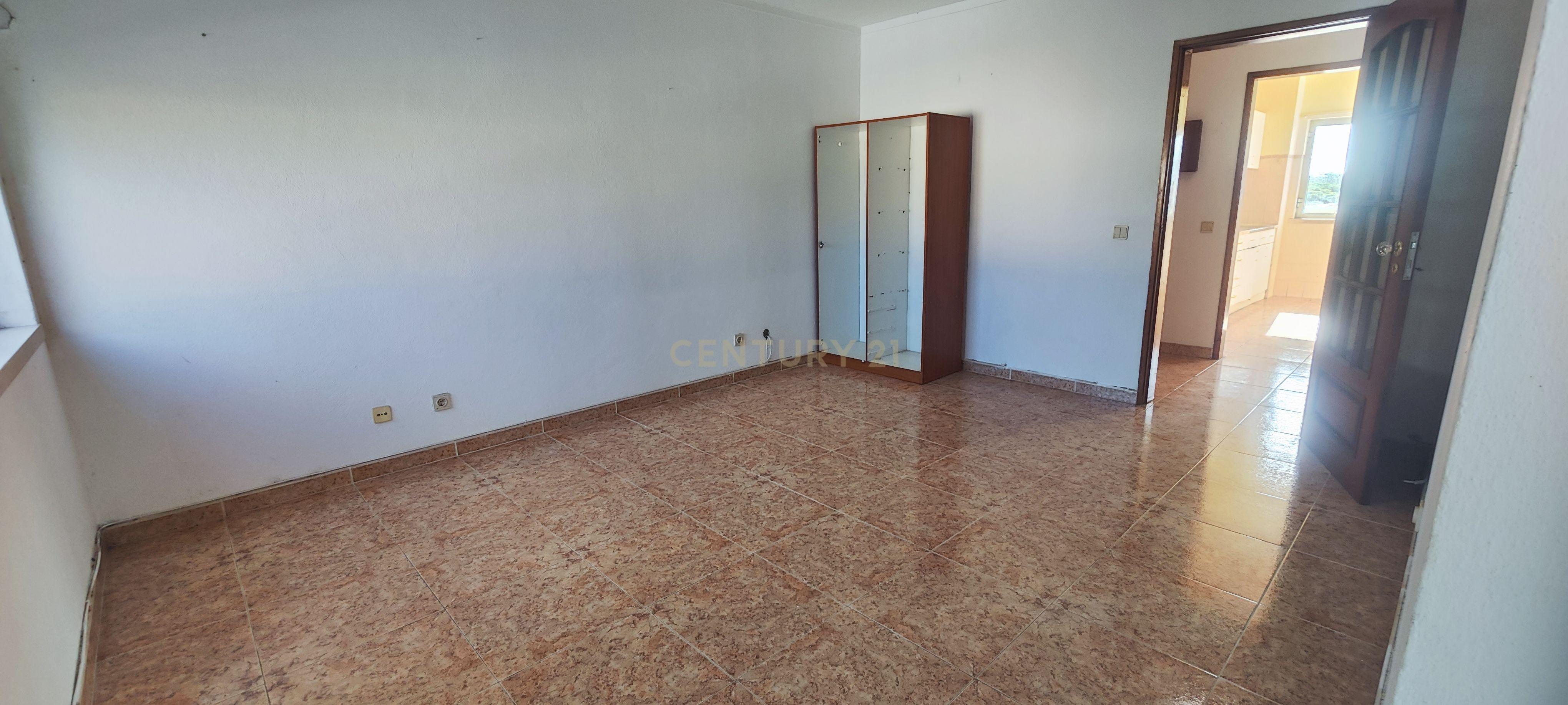 Apartamento T3 em Vila Real de Santo António - Image 17