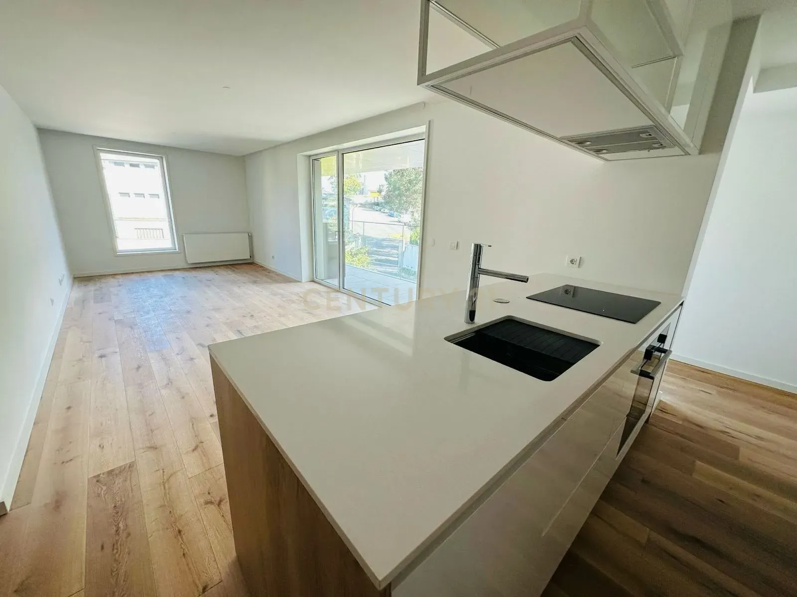 Fotografia 9 de Apartamento T3 com varanda - Condomínio MUT - Arca D`água